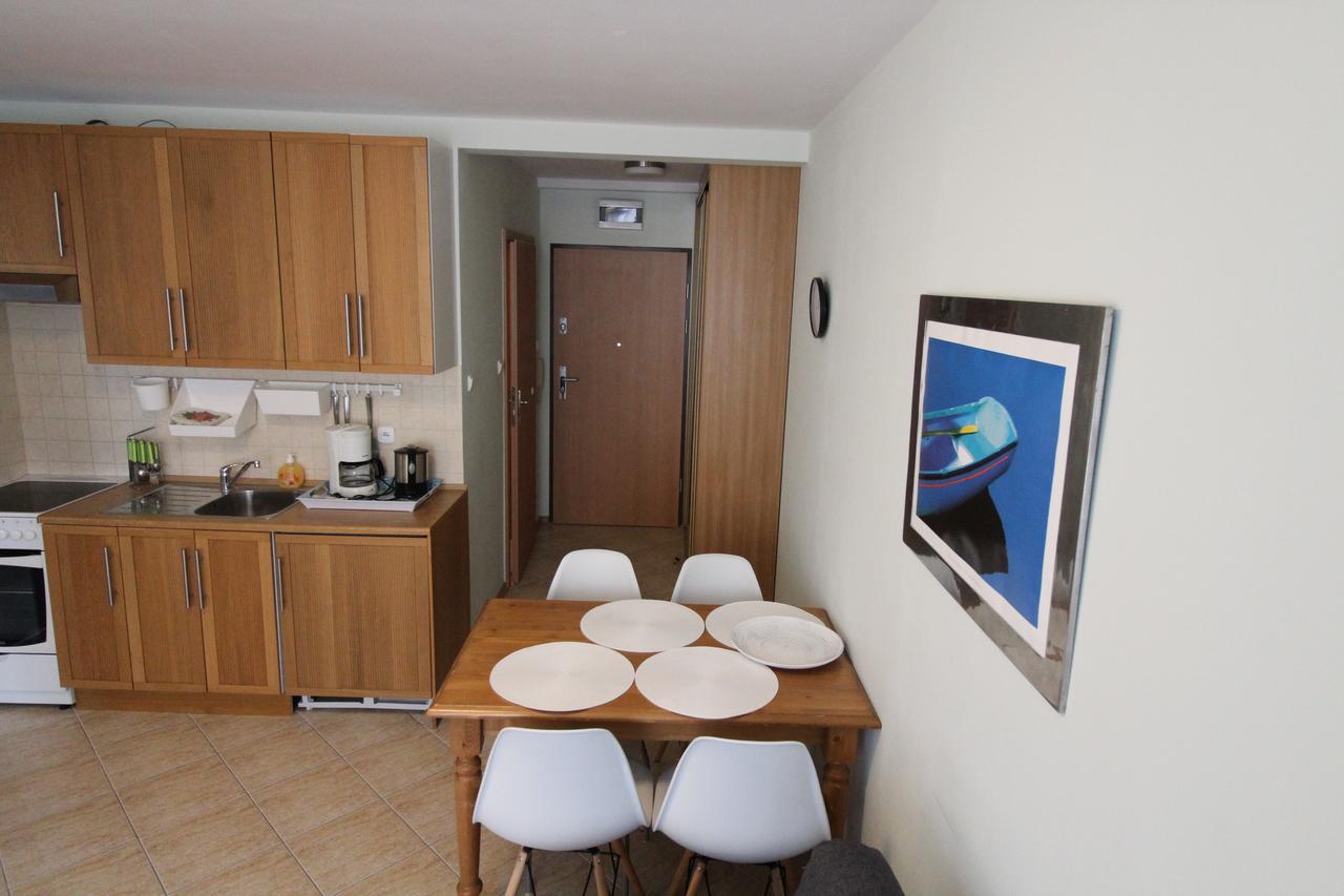Sloneczny Apartament Przy Promenadzie Swinoujscie Kültér fotó